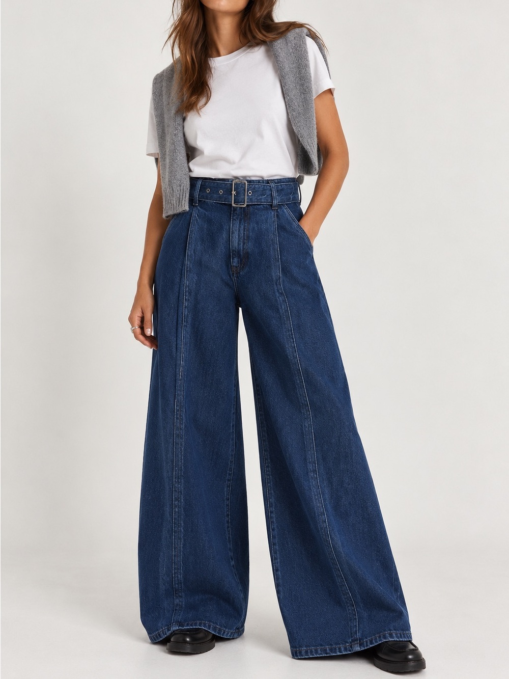 & Other Stories NWT Statement Belted Wide Leg Front Seam Jeans Size 6